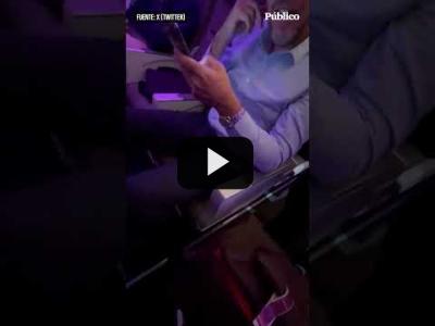 Embedded thumbnail for Video: Óscar Puente, increpado de nuevo por un pasajero en un avión